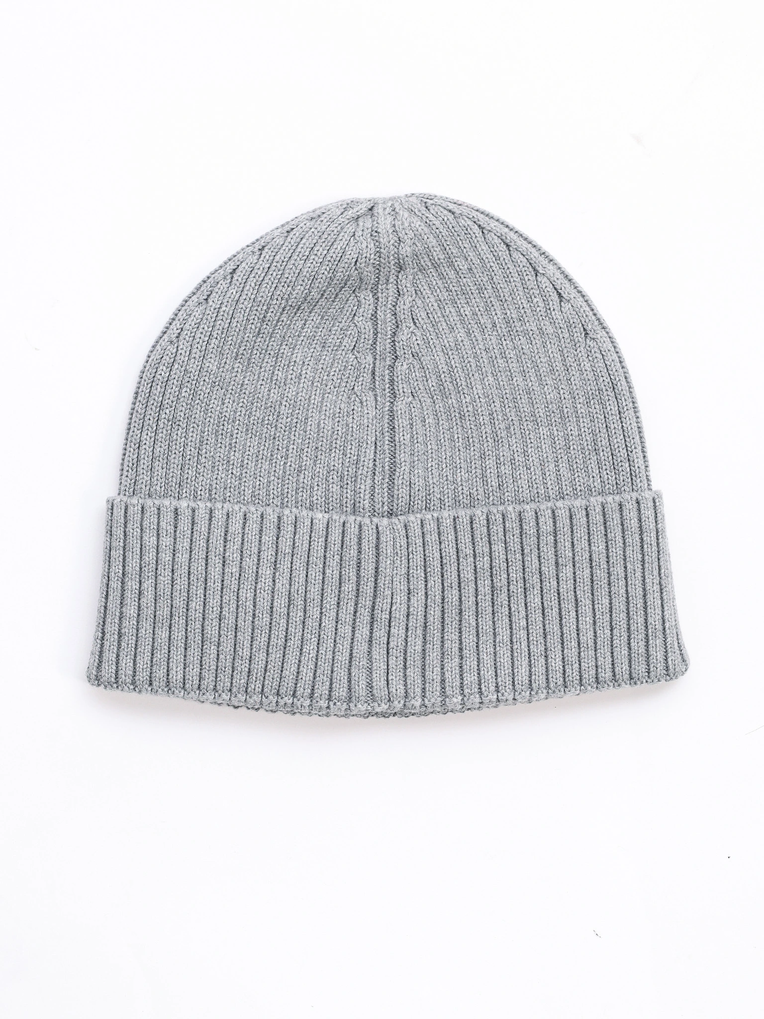 Шапка-бини серого цвета с отворотом из хлопка